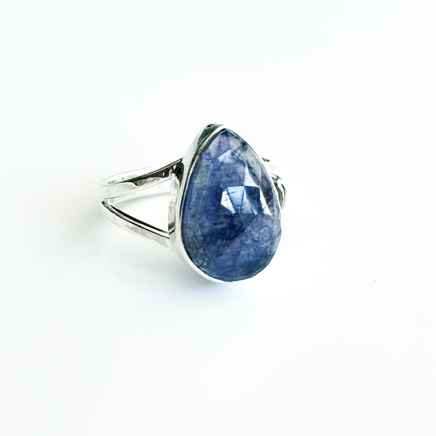 Merelani Teardrop ring