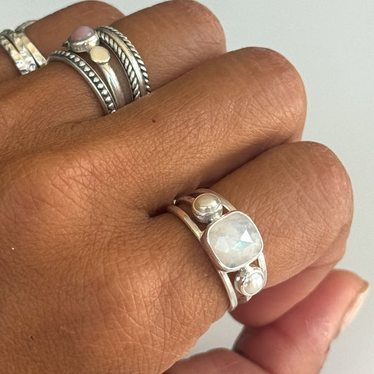 Vivienne Ring