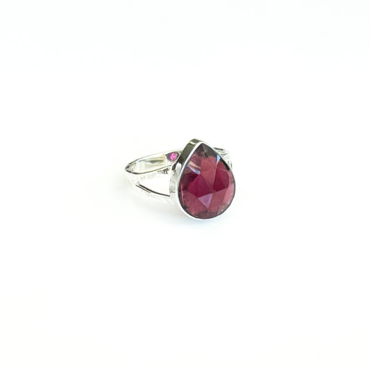 Rouge Garnet Teardrop Ring