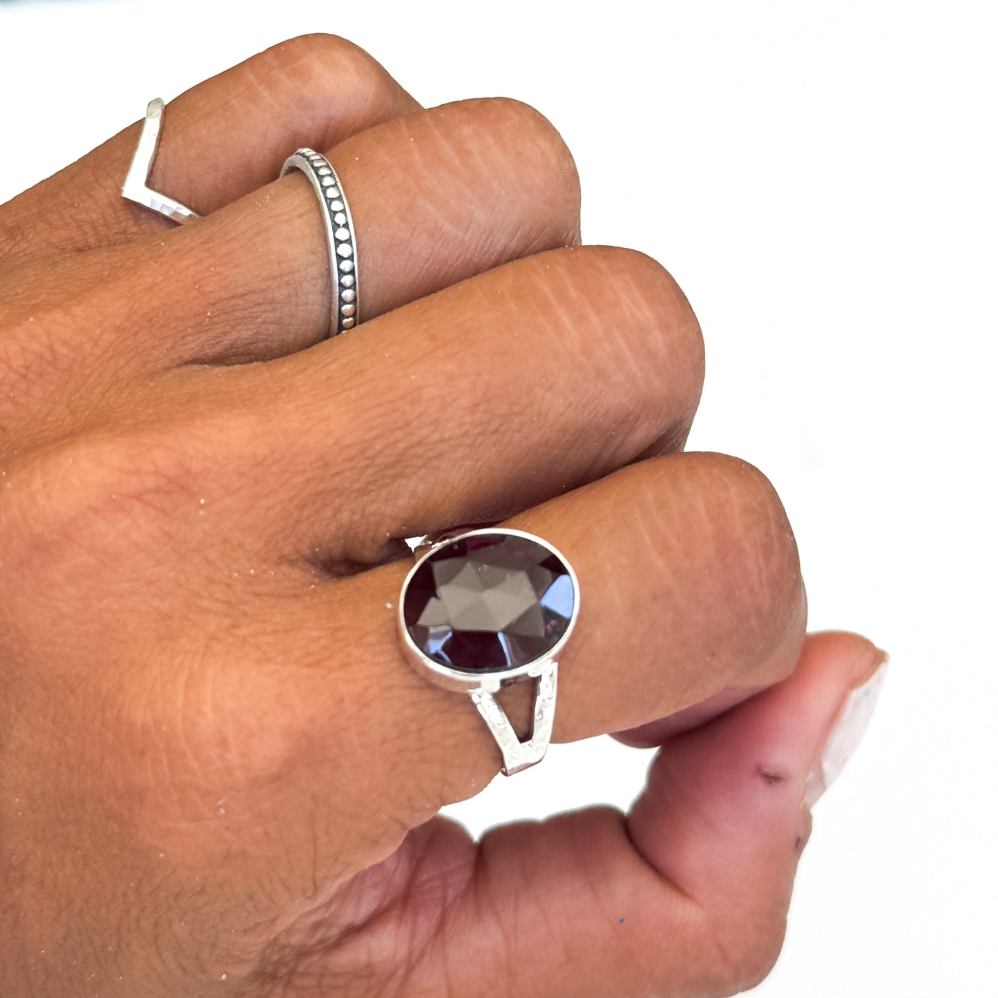 Rouge Garnet Oval Ring